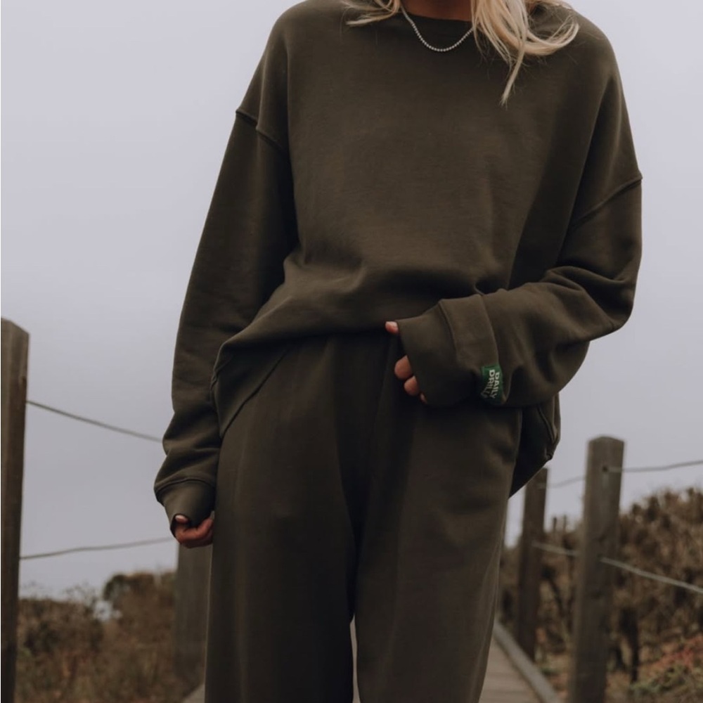 Daily Drills Teddy Oversized Crewneck